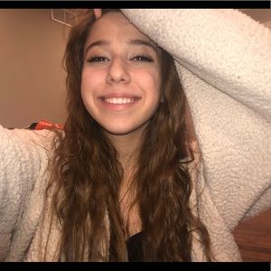 Meet your Posher, Elene